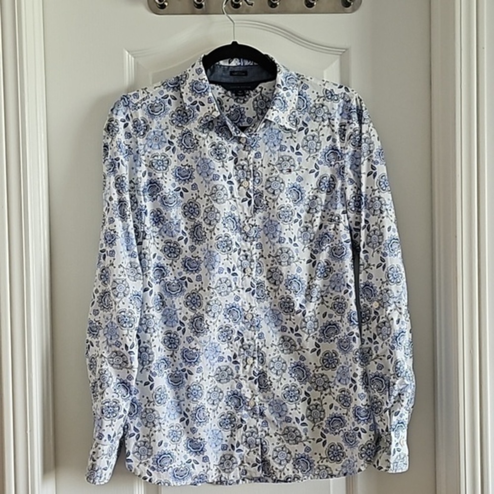 Tommy Hilfiger 100% cotton floral button down shirt